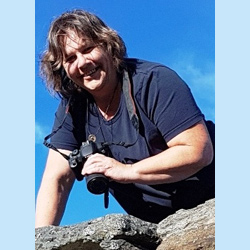 Anita Namer:
Den Blick auf die vielen kleinen Dinge gerichtet, die das Leben so wertvoll machen ...
... und hier kommen Sie direkt zu meiner Präsentation. Anita Namer:
Den Blick auf die vielen kleinen Dinge gerichtet, die das Leben so wertvoll machen ...
... und hier kommen Sie direkt zu meiner Präsentation.